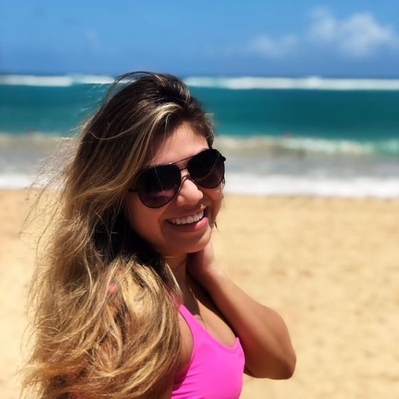 Meet your Posher, Danna - Picture 1 of 1